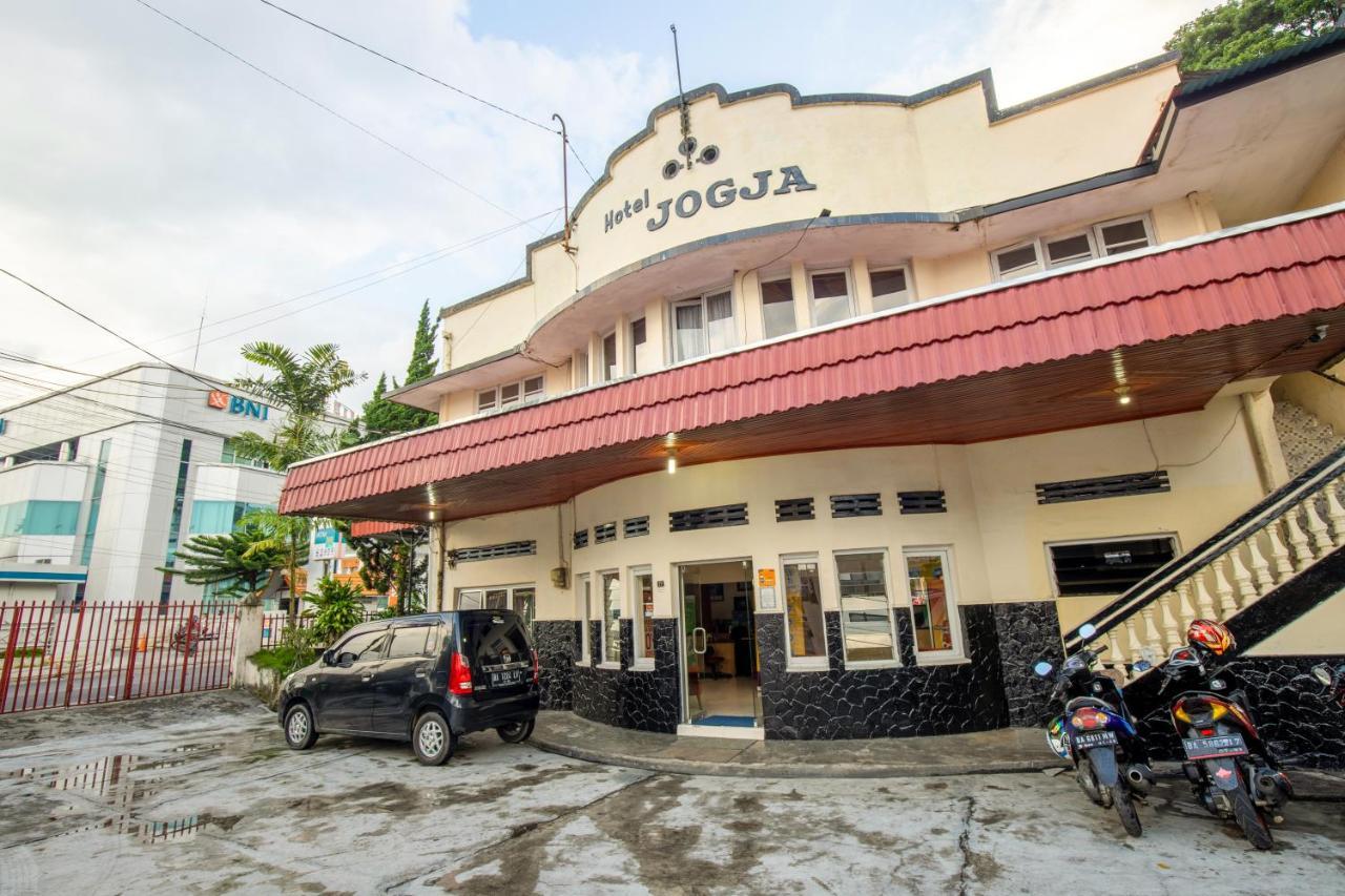Hotel Jogja Bukittinggi Exterior photo