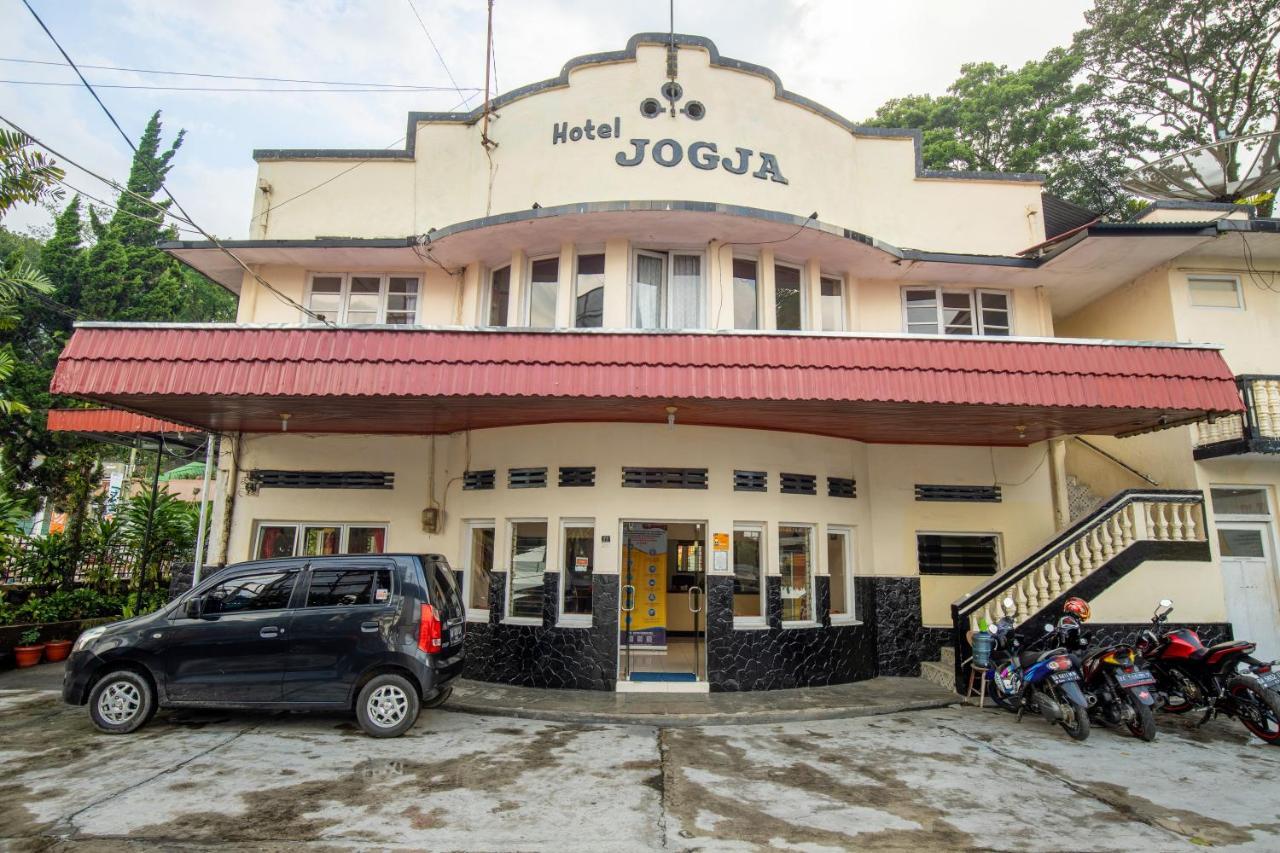 Hotel Jogja Bukittinggi Exterior photo
